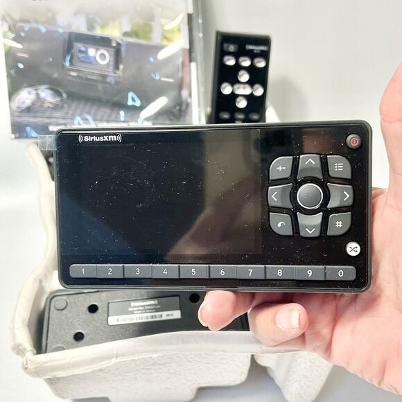 Sirius-Xm Sirius/SiriusXM Dock & Play Home Kit - Picture 2 of 6